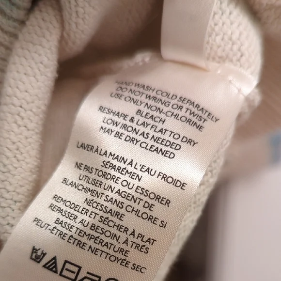 NWOT Free People Blue and Cream Graphic Crewneck Sweater Size Medium - Picture 4 of 11